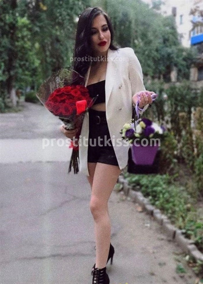 Проститутка  Рая